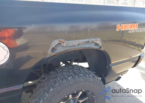 2004 Dodge Ram 1500 Slt/Laramie z USA, uszkodzony, nr VIN 1D7HU18D94J293780